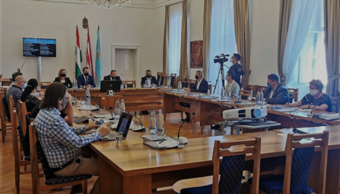 Ülések videóanyagai